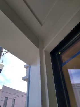 close up of exterior entry way ceiling